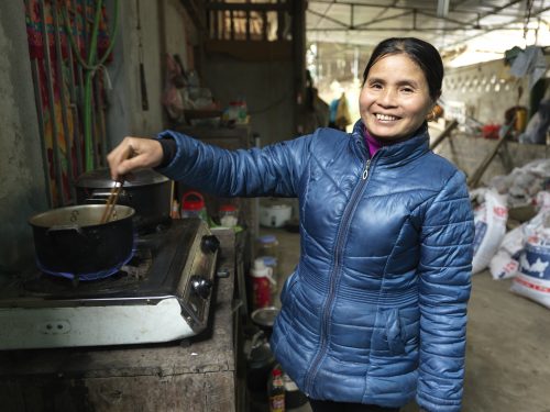 “Since the biogas plant was installed, my life has remarkably improved. The most positive effect is that I can easily use biogas for my daily cooking.” Portrait of Mrs. Dinh Thi Ha of Gia Mo village, Hoa Binh province in the northwestern of Vietnam.